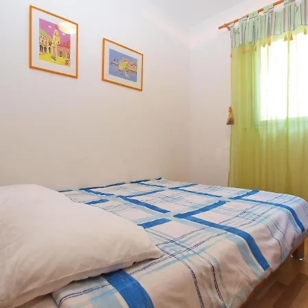 Appartamento Puntizela 727 Pola