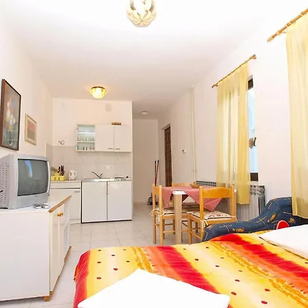 Appartamento Puntizela 727 *