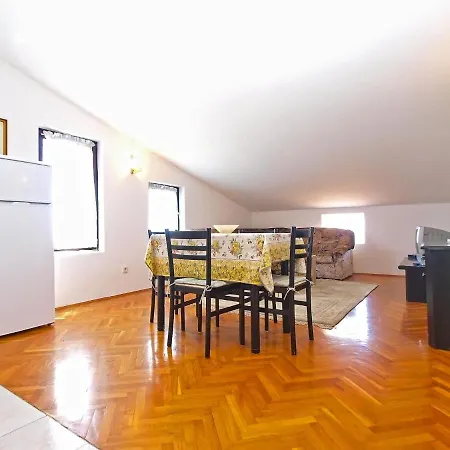 Apartament Puntizela 727