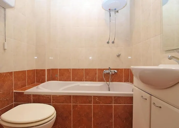 Puntizela 727 * Pula