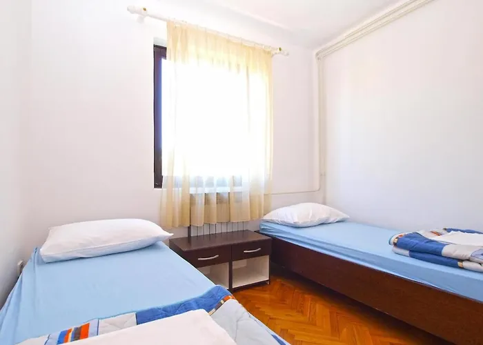 Puntizela 727 Apartament