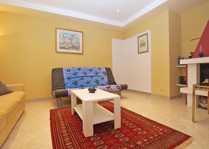 Puntizela 727 * Pula