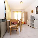 Puntizela 727